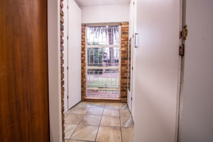 To Let 1 Bedroom Property for Rent in Die Bult North West